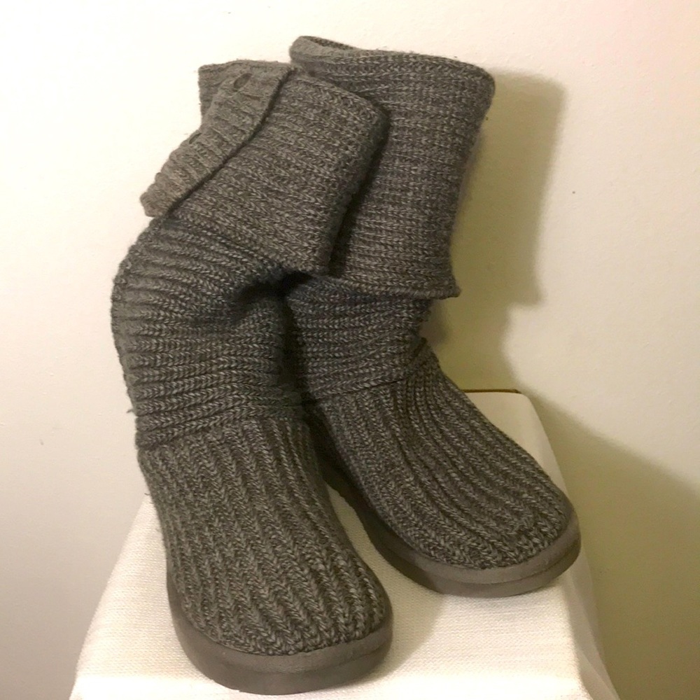 UGG boots - Picture 4 of 10